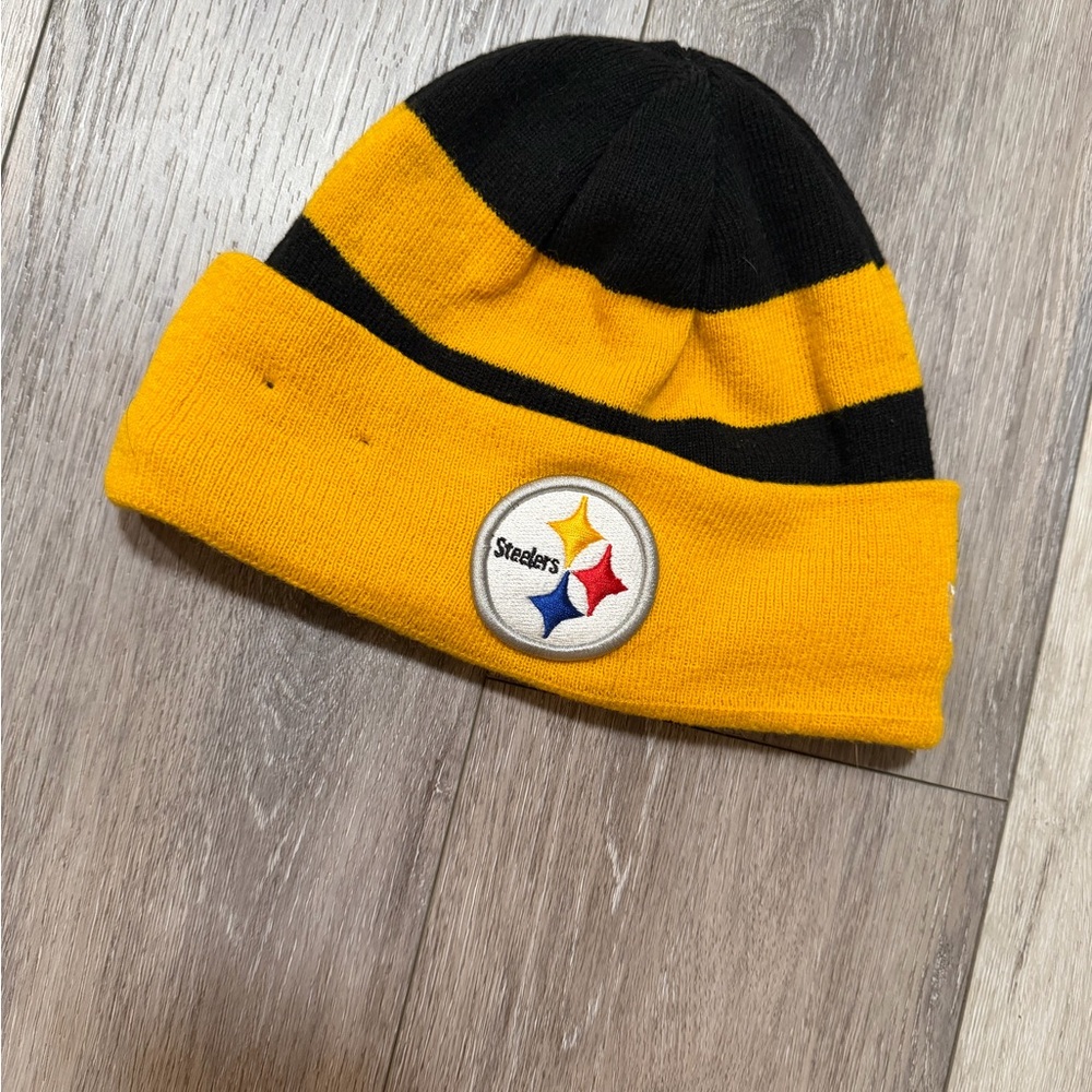 Pittsburgh Steelers New Era Striped Knit Beanie Hat NFL Winter Knit Hat Cap